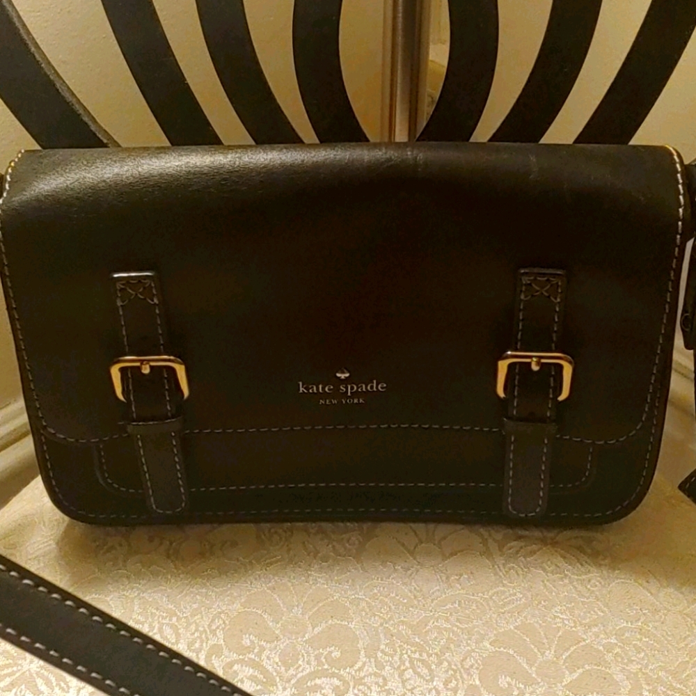 Kate Spade Leather Crossbody.